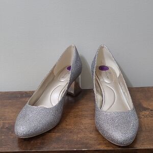 Bandolino Silver Sparkles with Shiny Block Heel size 8.5